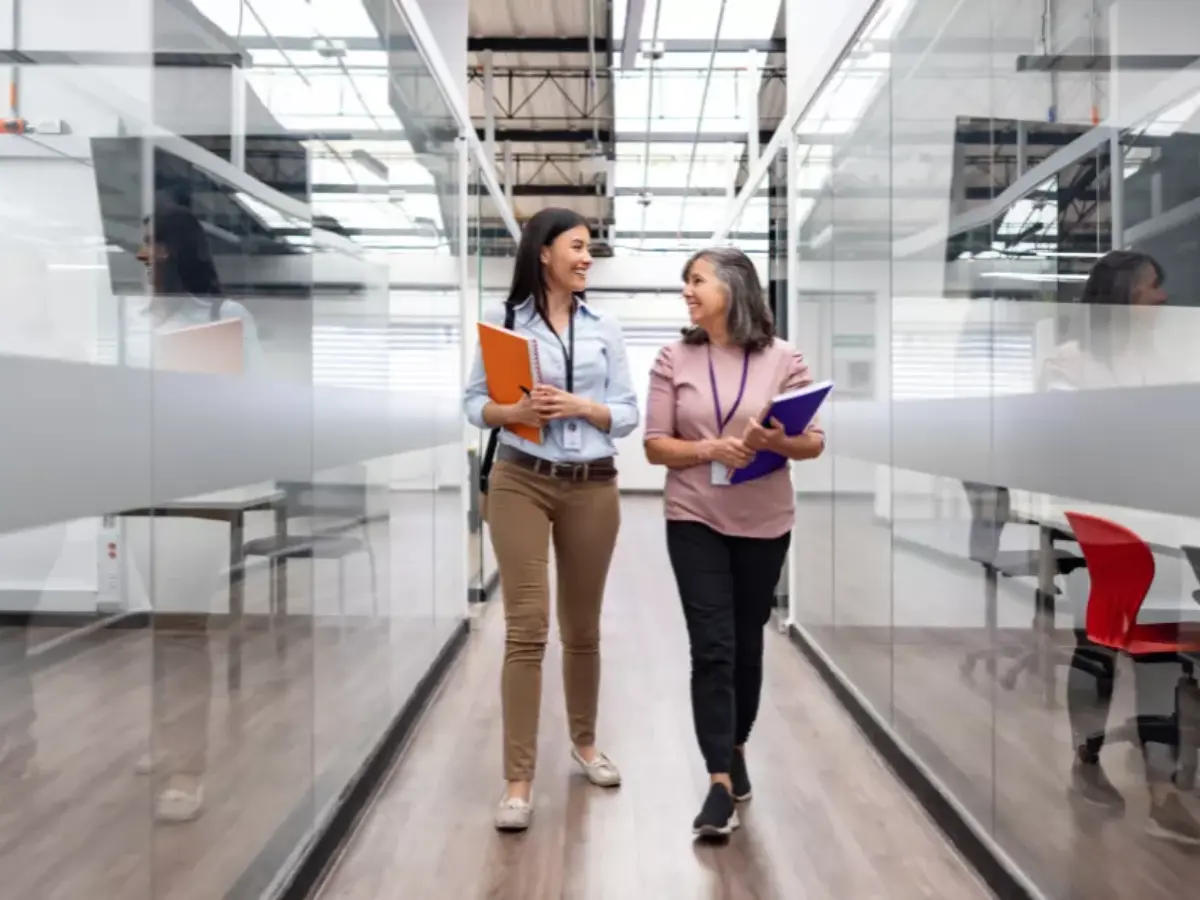 AIM digital badge and certificate of completion for short course graduates